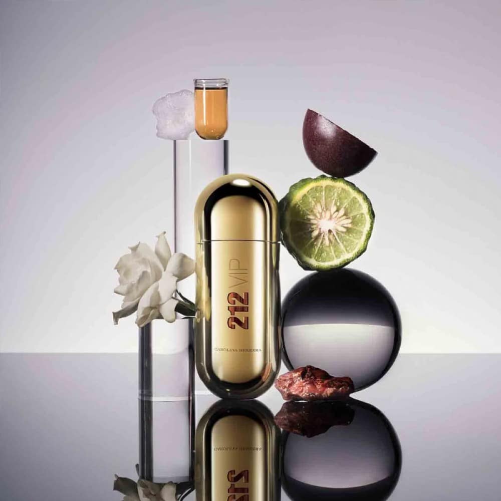 عطر ادکلن ۲۱۲ وی آی پی زنانه | Carolina Herrera 212 VIP - عکس 1 | خوشبوشو