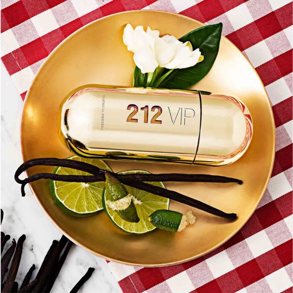 عطر ادکلن ۲۱۲ وی آی پی زنانه | Carolina Herrera 212 VIP - عکس 2 | خوشبوشو